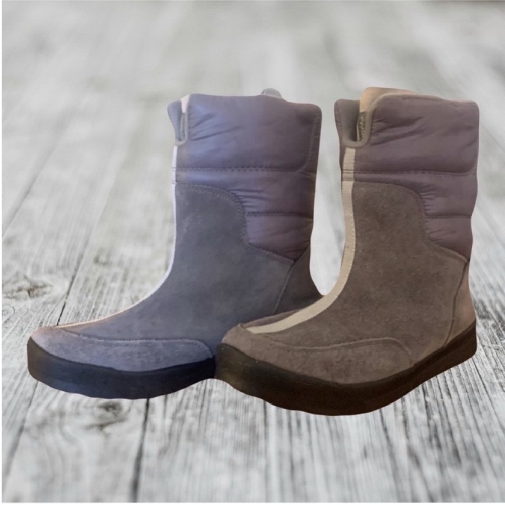 5/$25 Lands’ End Gray Insulated Boots